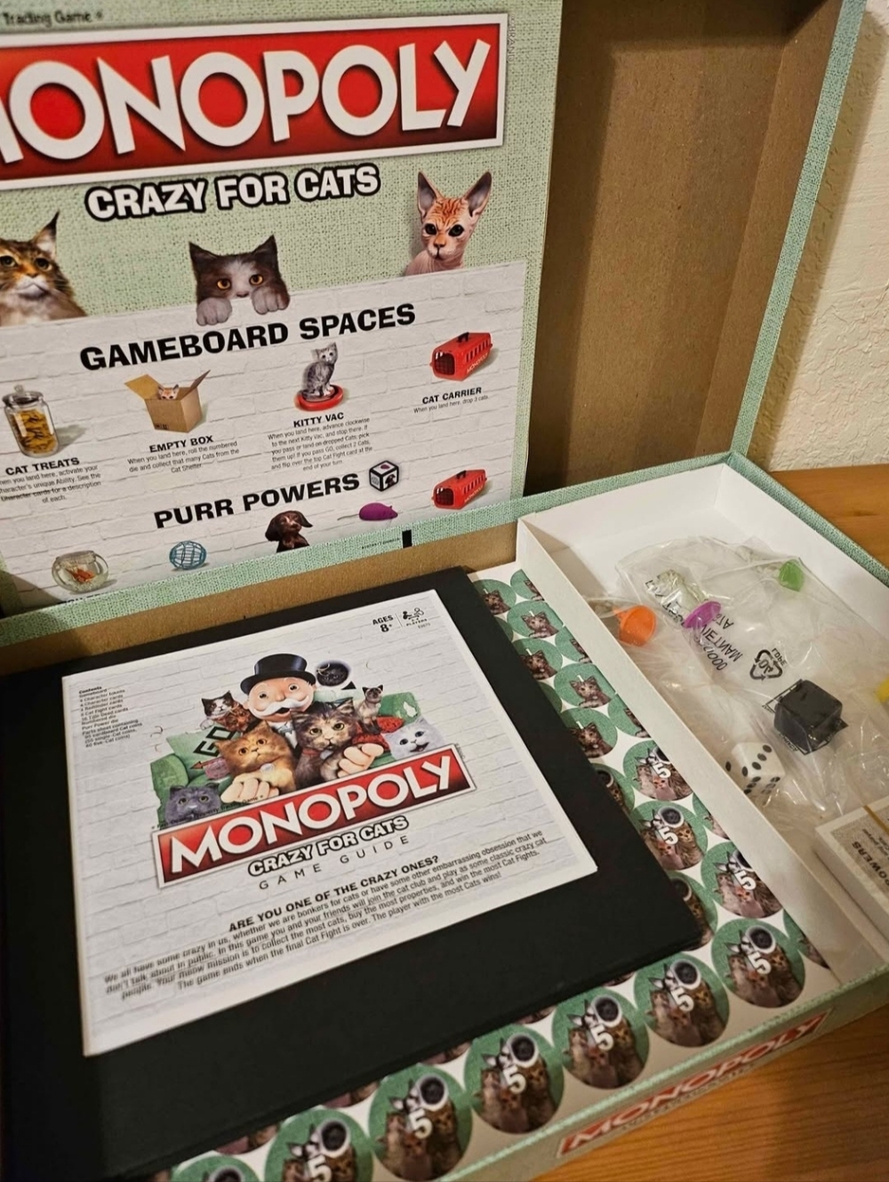 Hasbro Monopoly Crazy for Cats Board Game Pet Edition Animals Ages 8+ - Picture 2 of 3